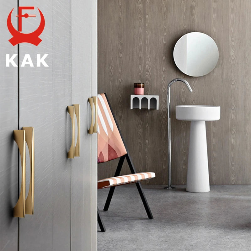 Bright Gold Zinc Alloy Cabinet Pull – Light Luxury Kitchen Handle & Drawer Knob