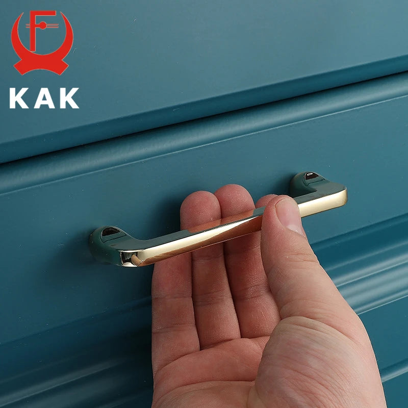 Bright Gold Zinc Alloy Cabinet Pull – Light Luxury Kitchen Handle & Drawer Knob