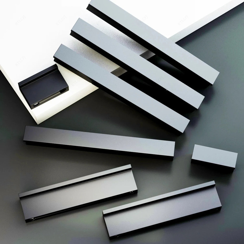 Extended Aluminium Alloy Cabinet Handle – Black Gold European Wardrobe Door Pull