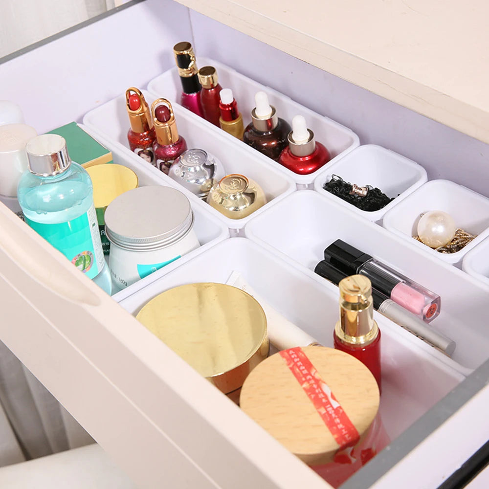 8-Piece Adjustable Drawer Organiser Set – Plastic Trays for Kitchen, Makeup & Office